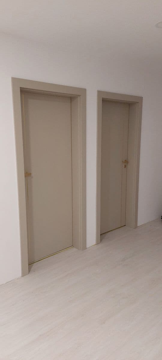 Podlahy a interierove dvere