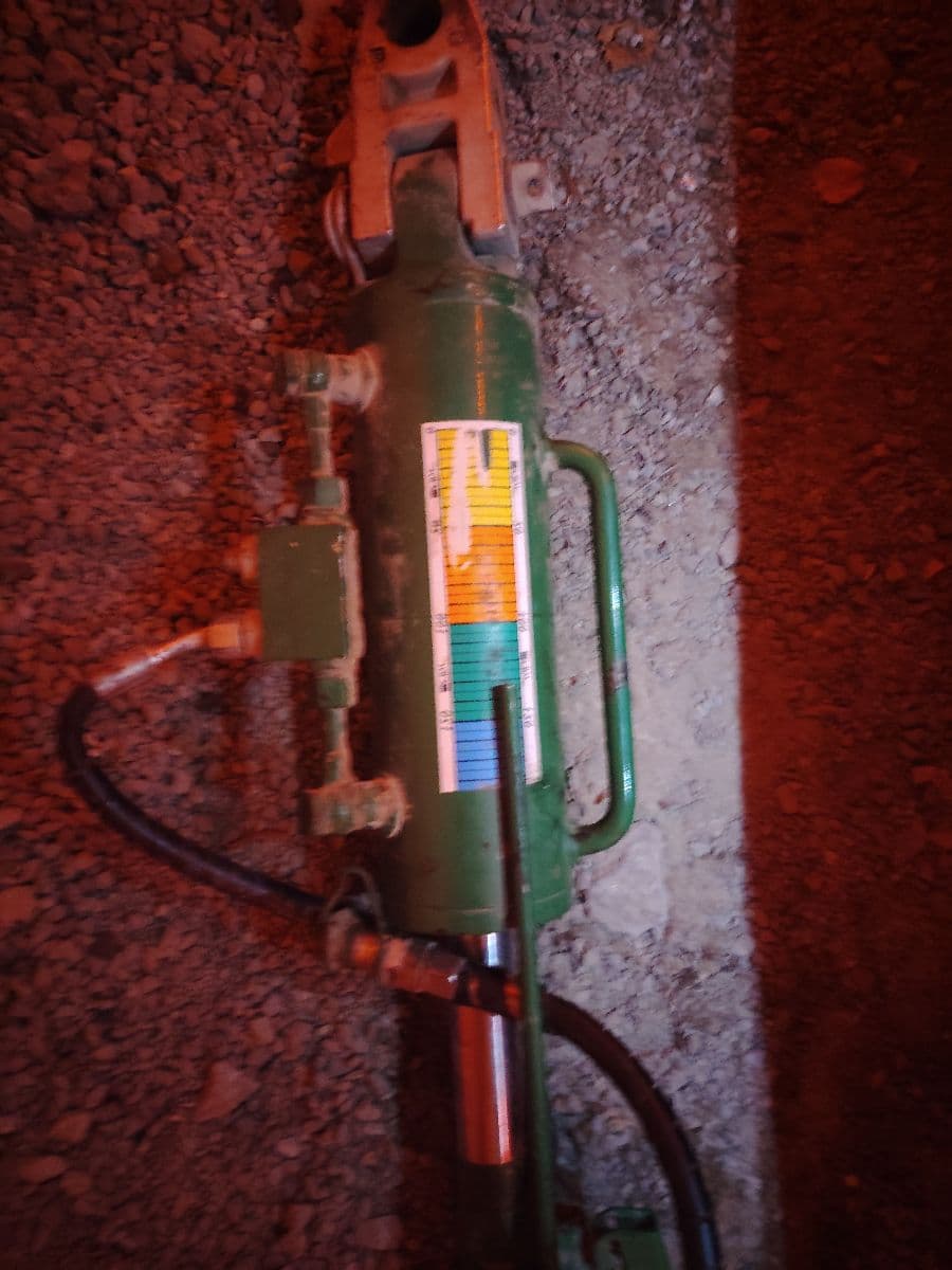 Hydraulický trojbod cat3 