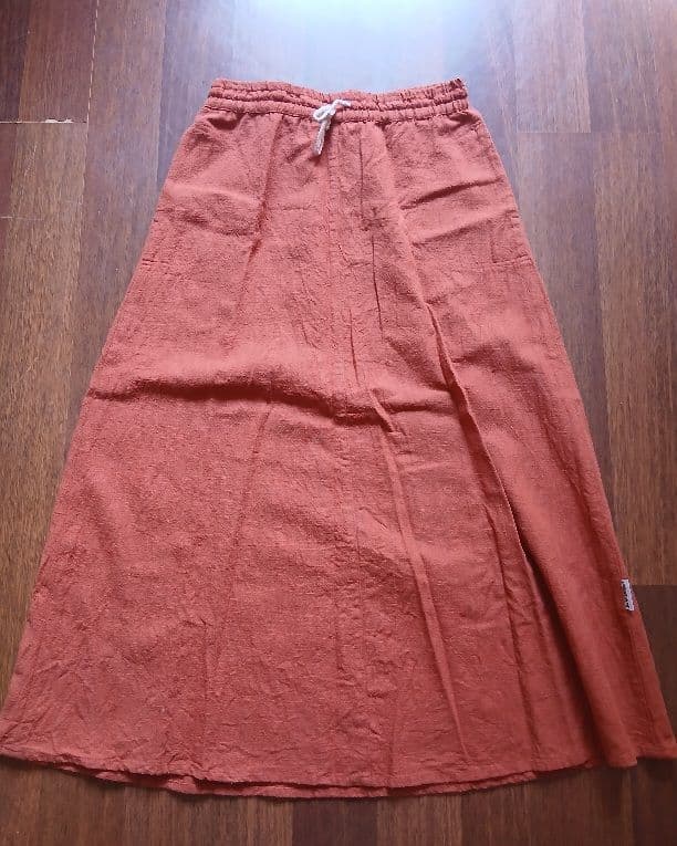 Ľanové sukne, nové