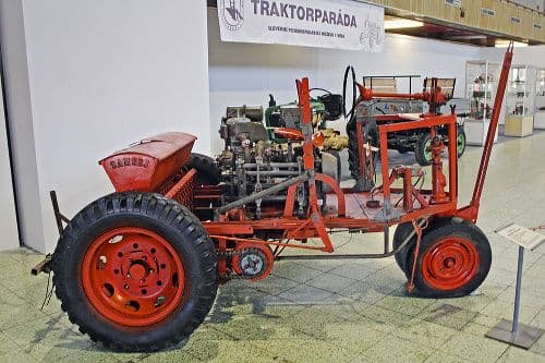 Predám historické poľnohospodárske stroje – na dekoráciu, zberateľstvo alebo renováciu