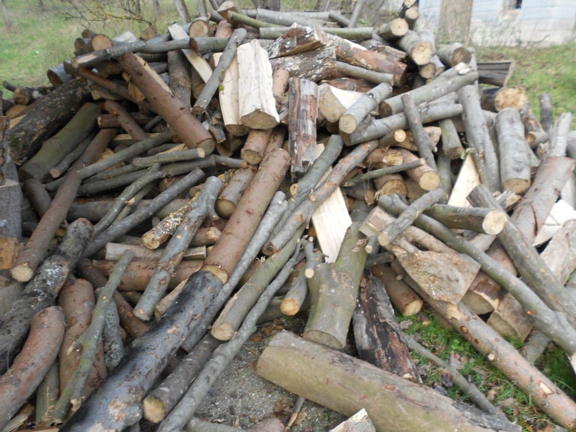 Predám palivové drevo – MIX tvrdého a mäkkého dreva