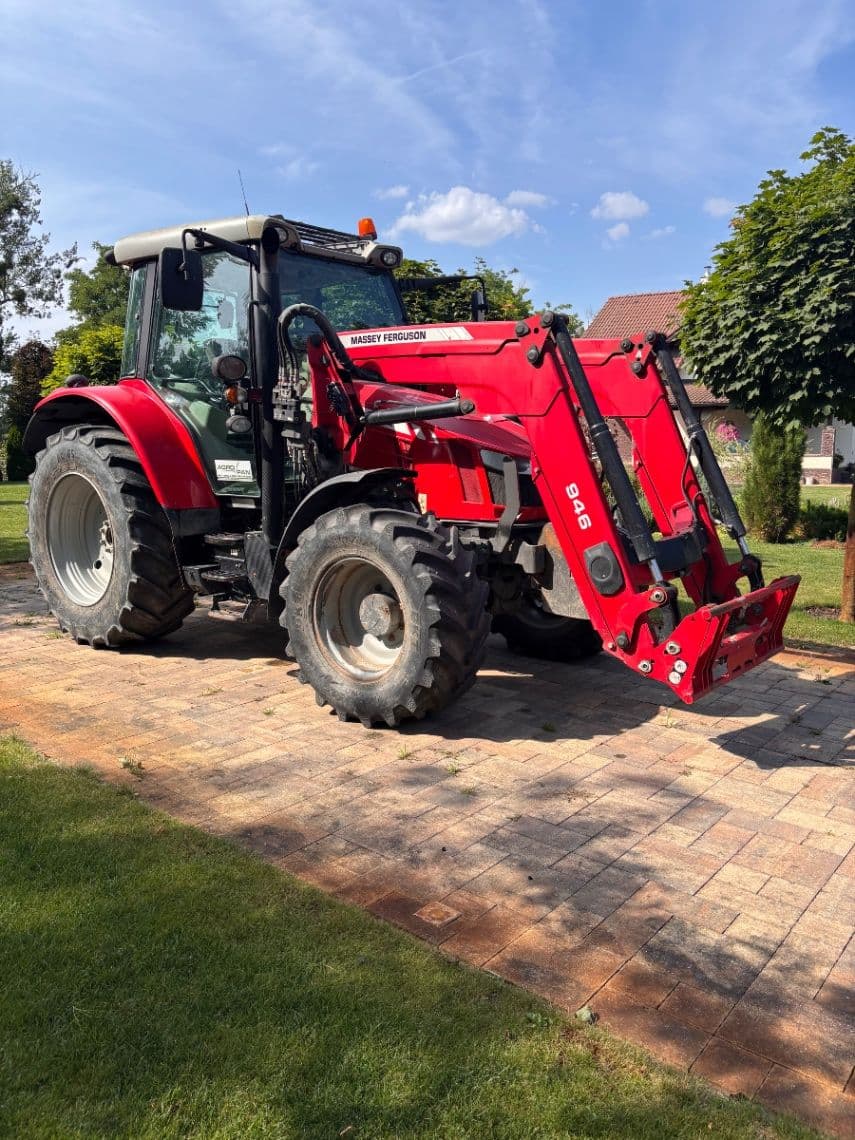 Massey Ferguson 5611