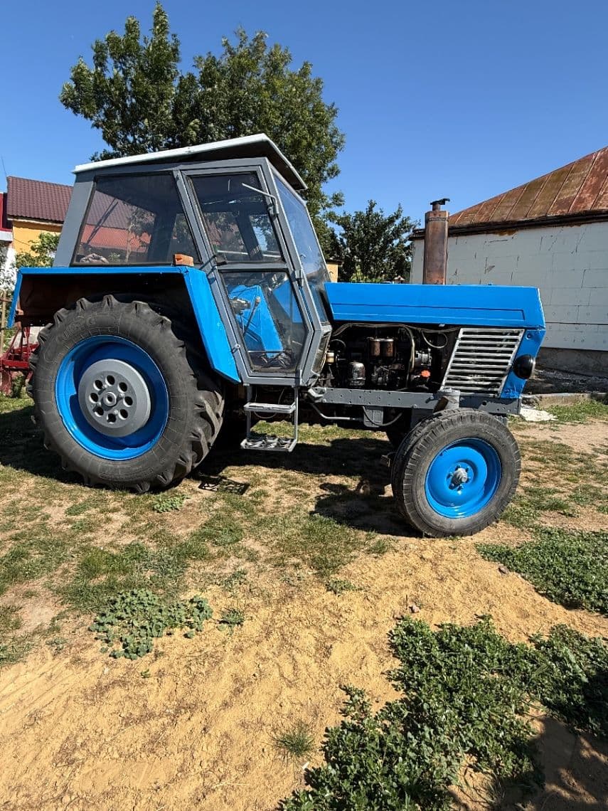 Zetor 8011