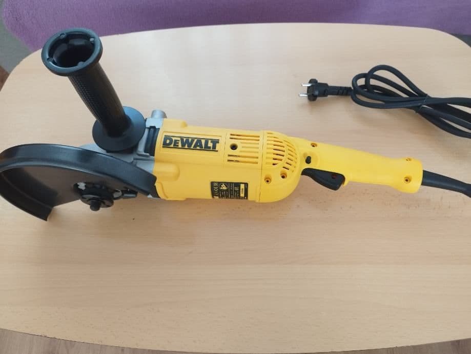 🛠️ Predám úplne novú elektrickú uhlovú brúsku DeWALT DWE494