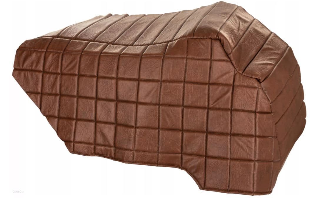 Ponúka čalúnenie blatníkov pre Zetor:  - 5718,  - 6718 - 6911