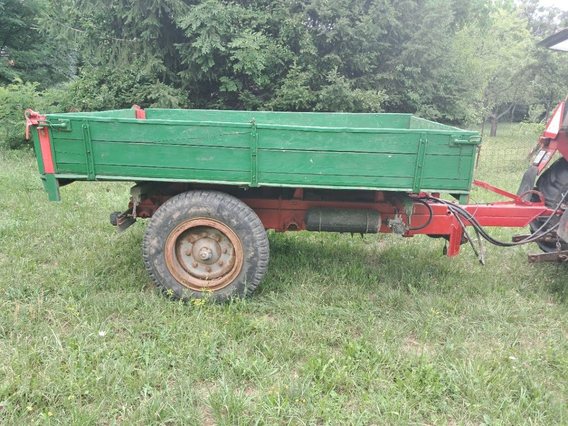 Vlečka vyklápacia 3S