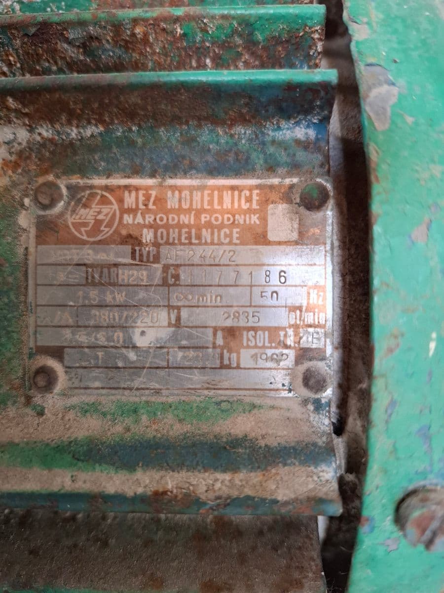 Predám šrotovník na 380/220 V, motor 1,5 kw