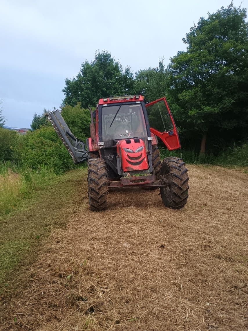 Case 844 XL – spoľahlivý pracant pripravený do služby!