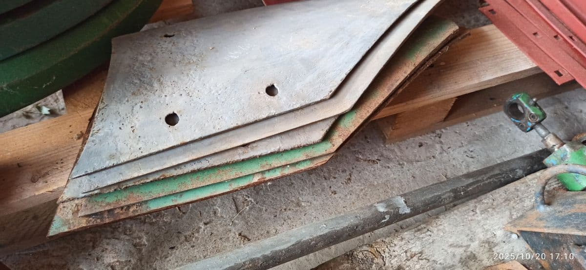 Všetko na predaj čo je na fotkách 