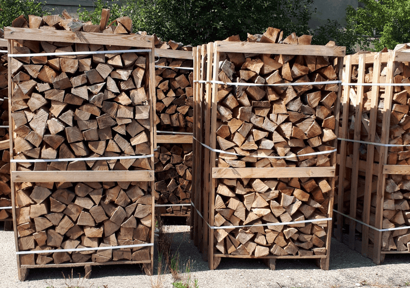 🔥 Predám palivové drevo – suché, tvrdé a pripravené na kúrenie! 🌳