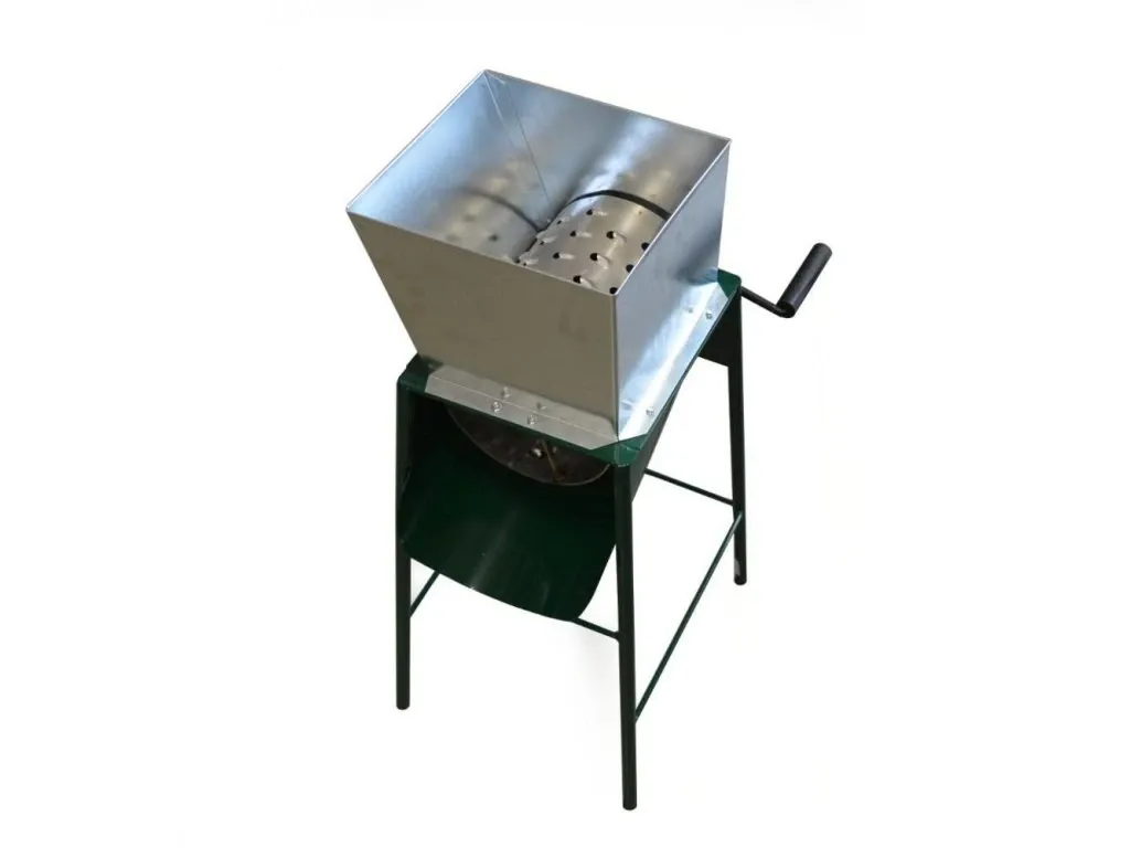 Predám rezačky a strúhadlá – na ovocie, zeleninu, krmivo aj syr