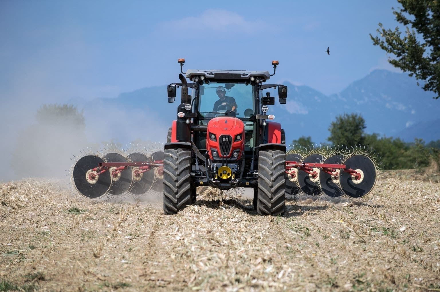 Predám traktory značky SAME – spoľahlivá technika pre farmy a hospodárstva